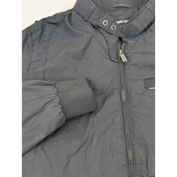 Members - Picture 5 of 12